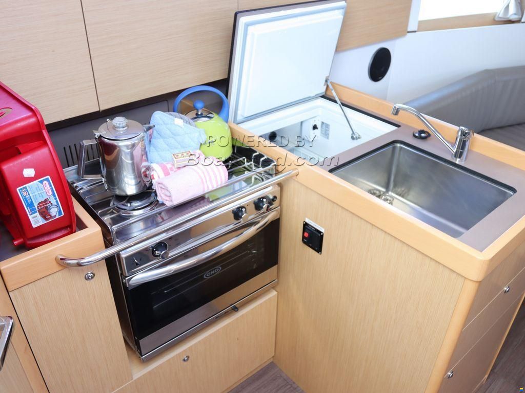 Beneteau Oceanis 35.1