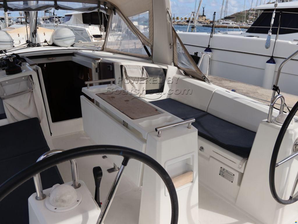 Beneteau Oceanis 35.1