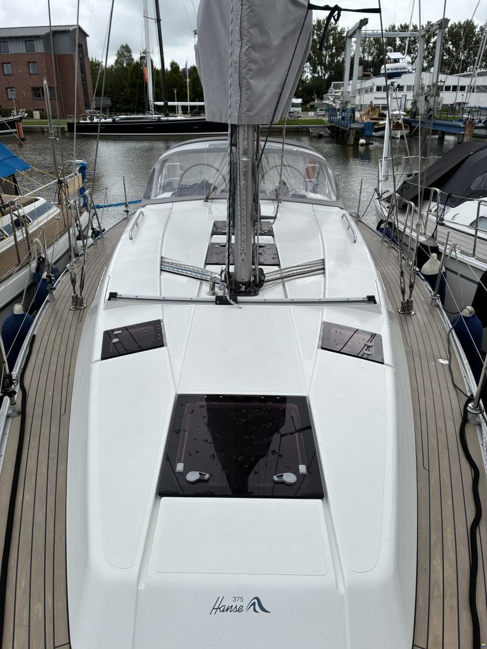 Hanse 375