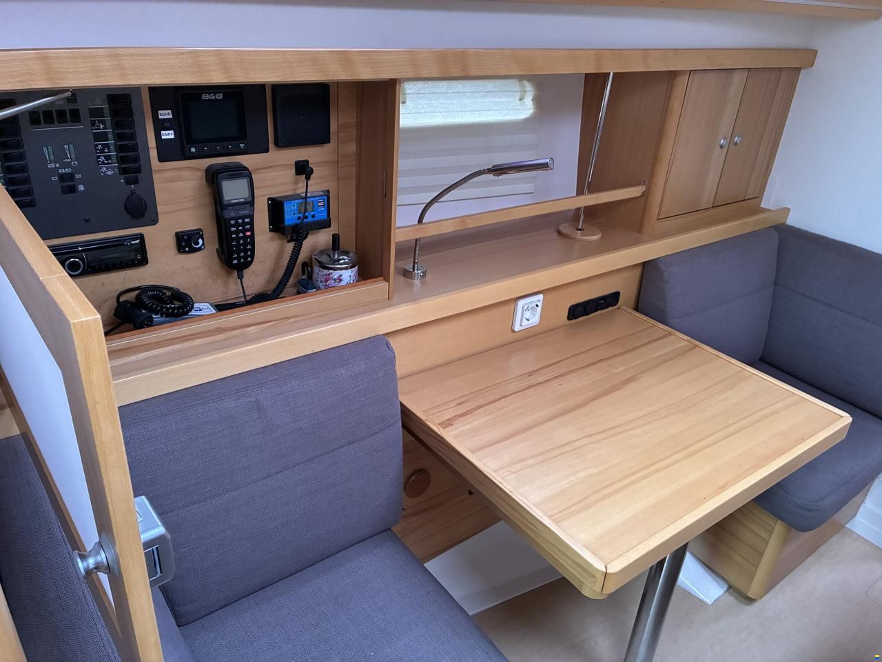 Hanse 375