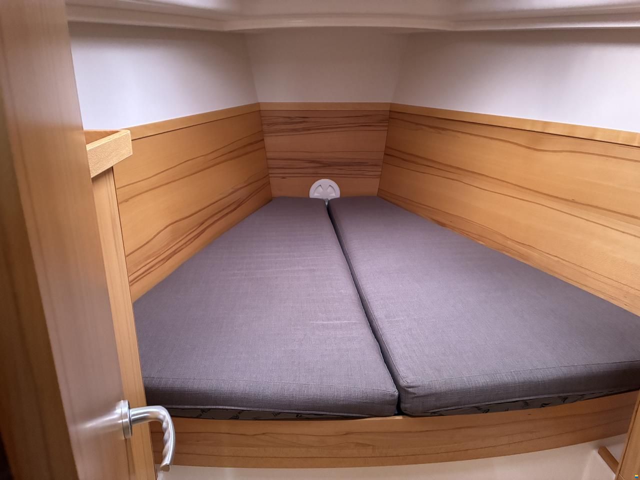 Hanse 375