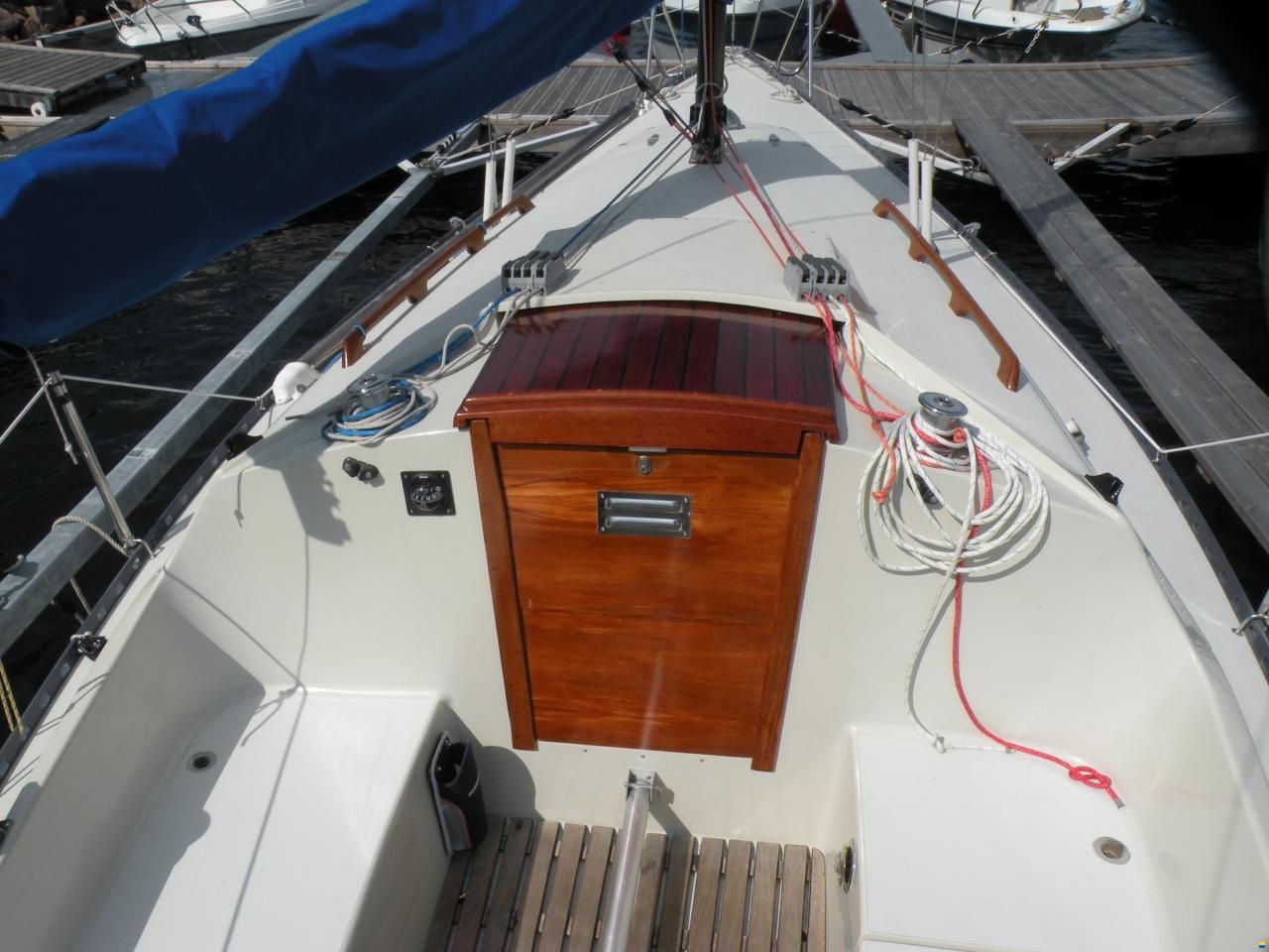 Bianca 28