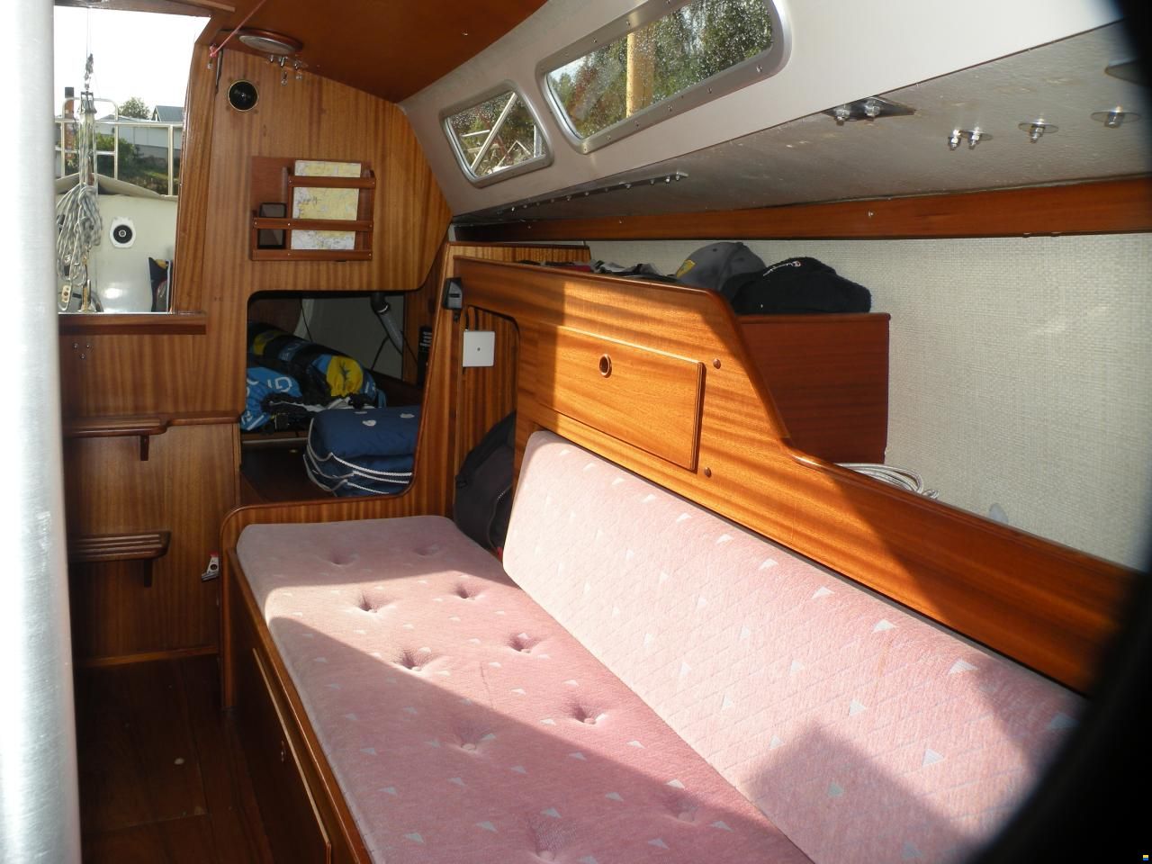 Bianca 28