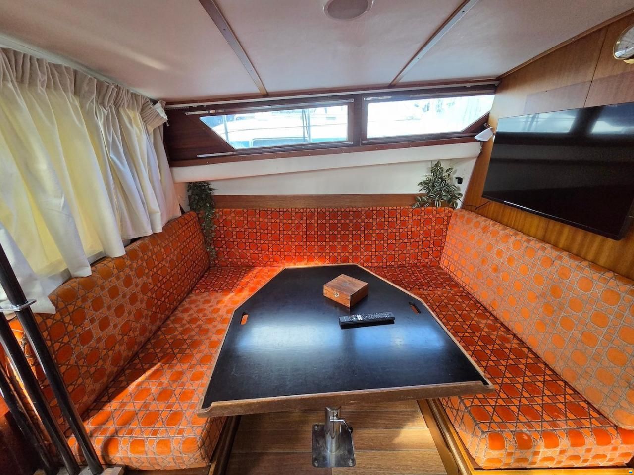 Coronet 32 Oceanfarer
