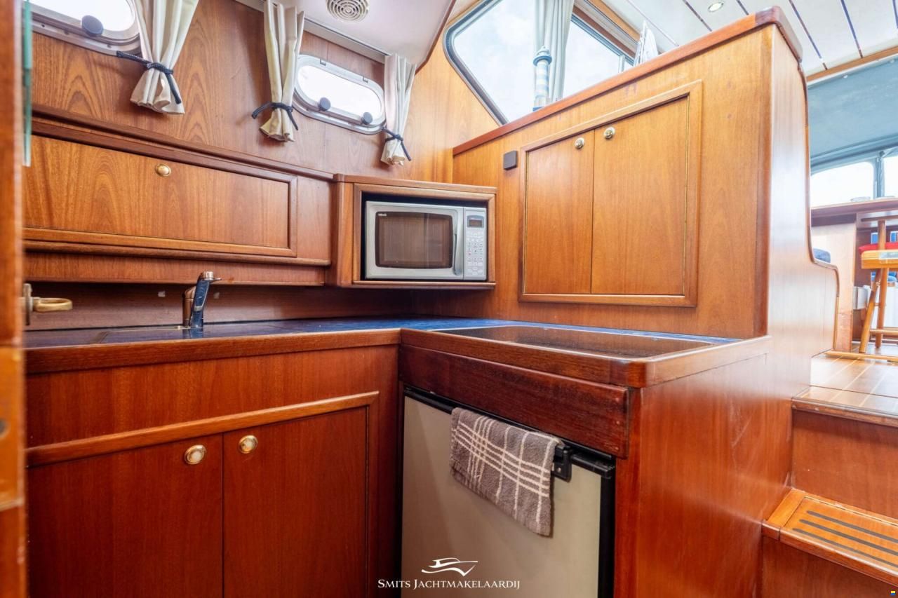 Bach Yacht 35 OK