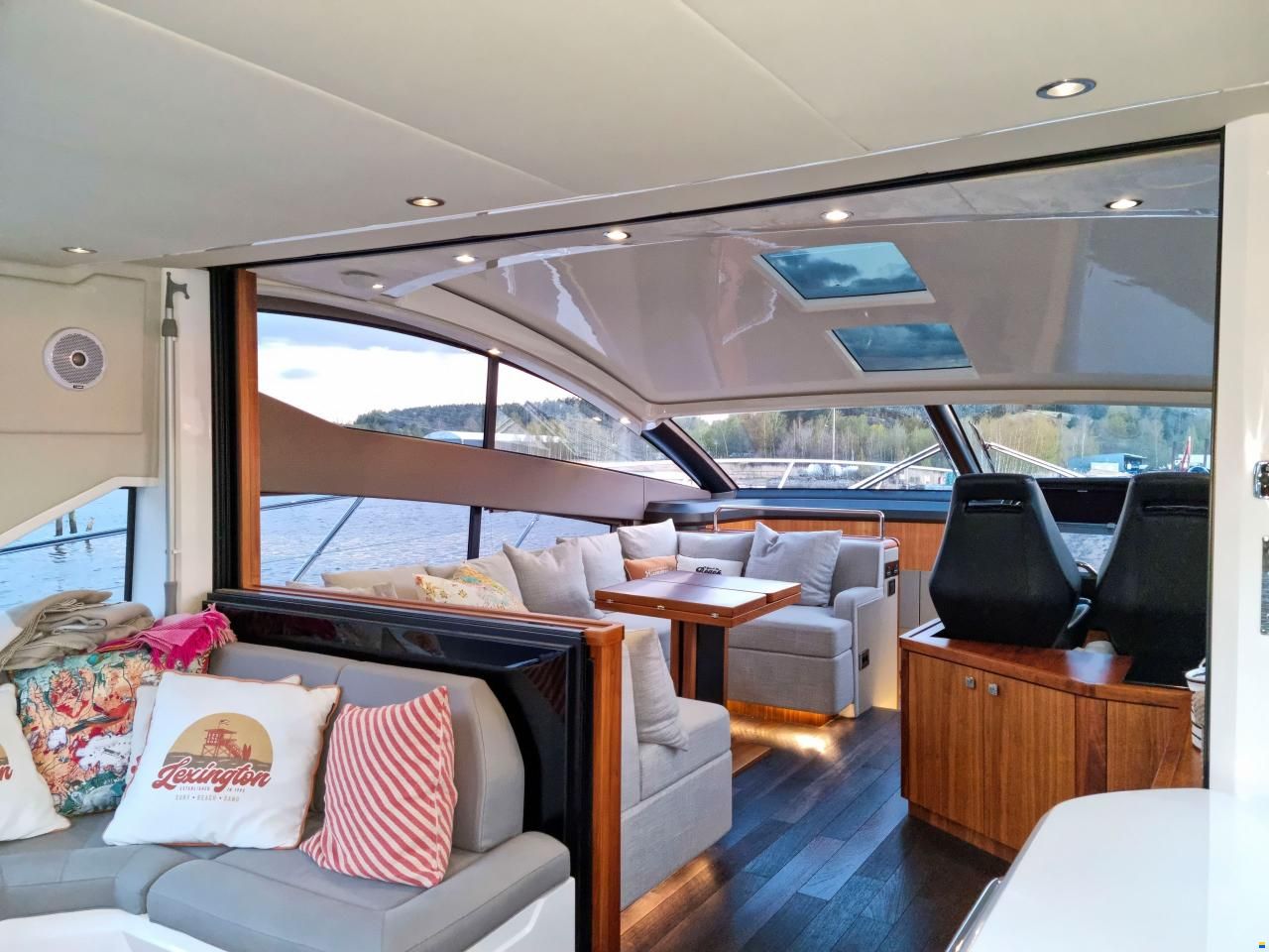 Sunseeker Predator 57