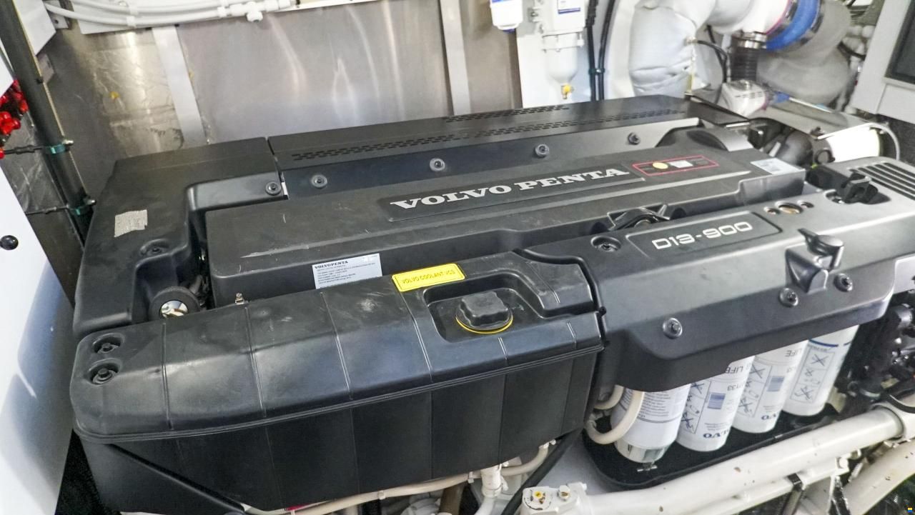 Sunseeker Predator 57