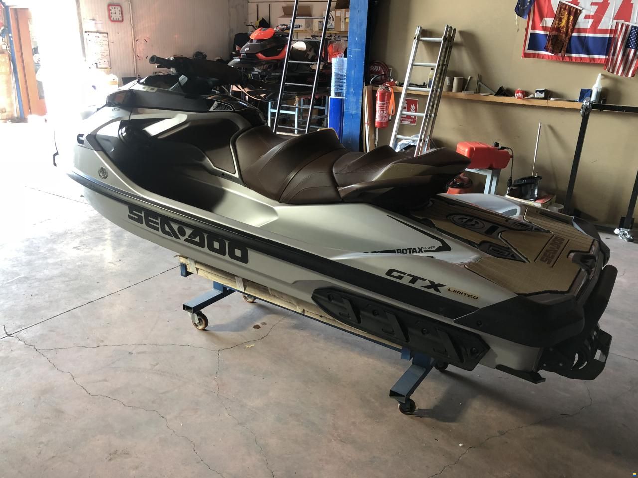 Sea-Doo GTX 300 Limited