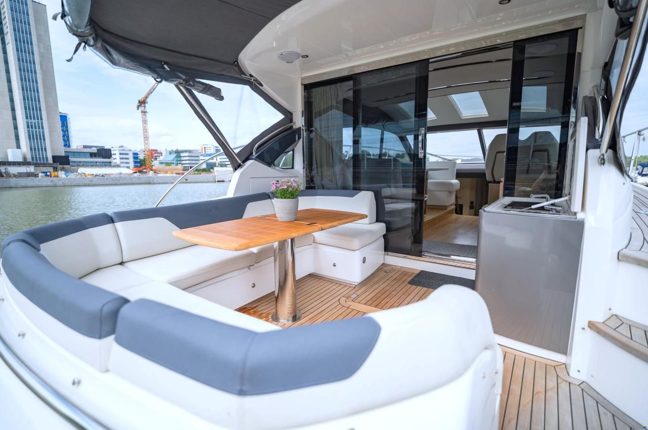 Princess V50