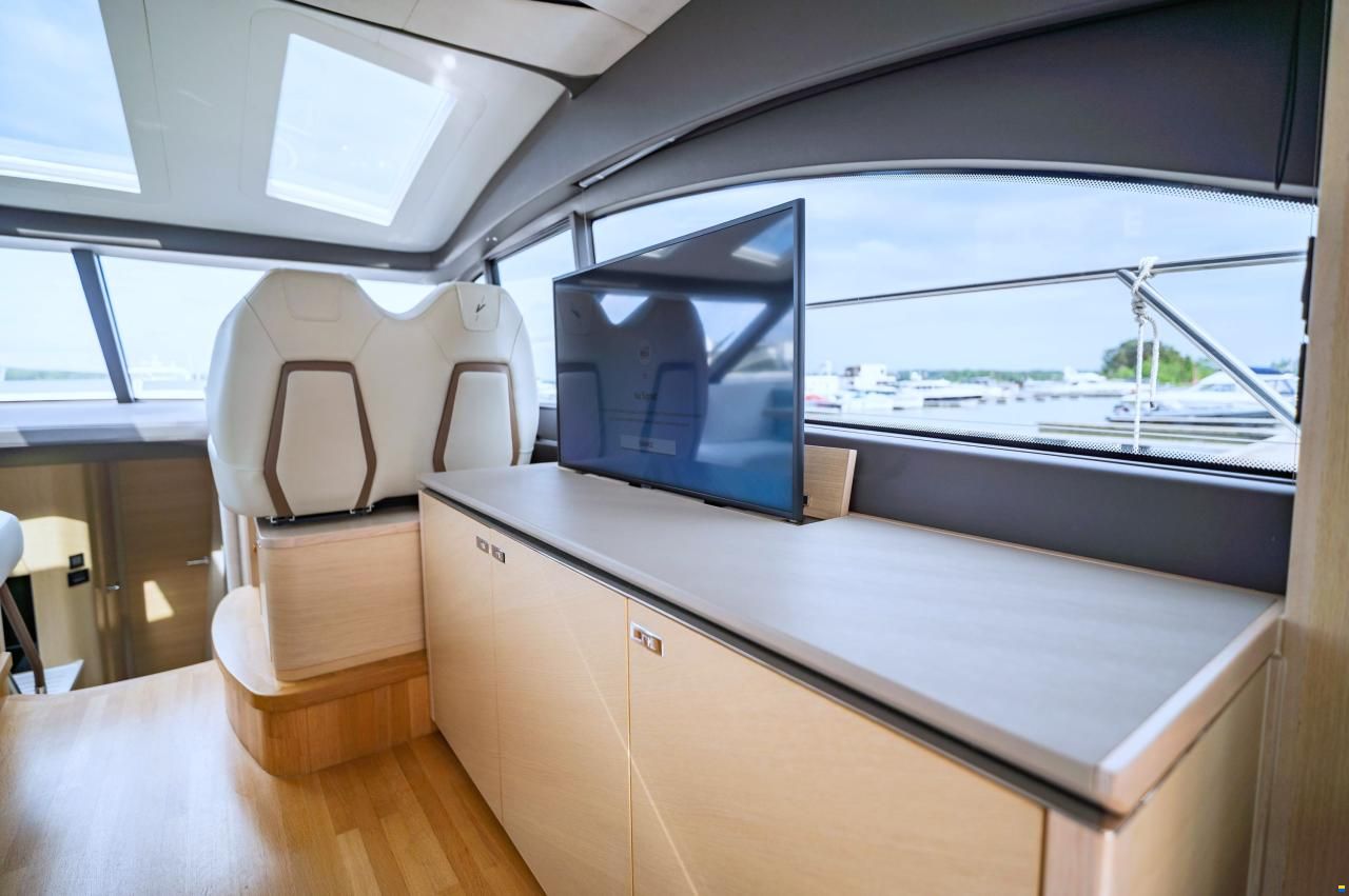 Princess V50