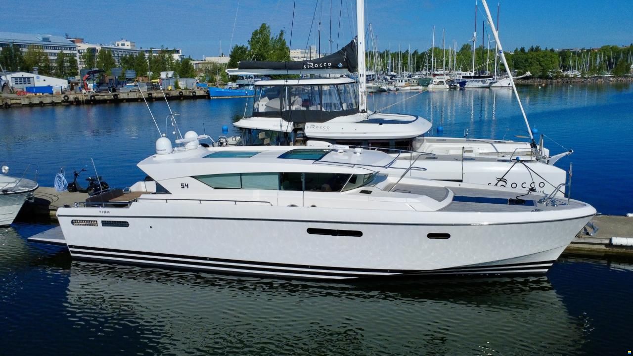Delta Powerboats 54