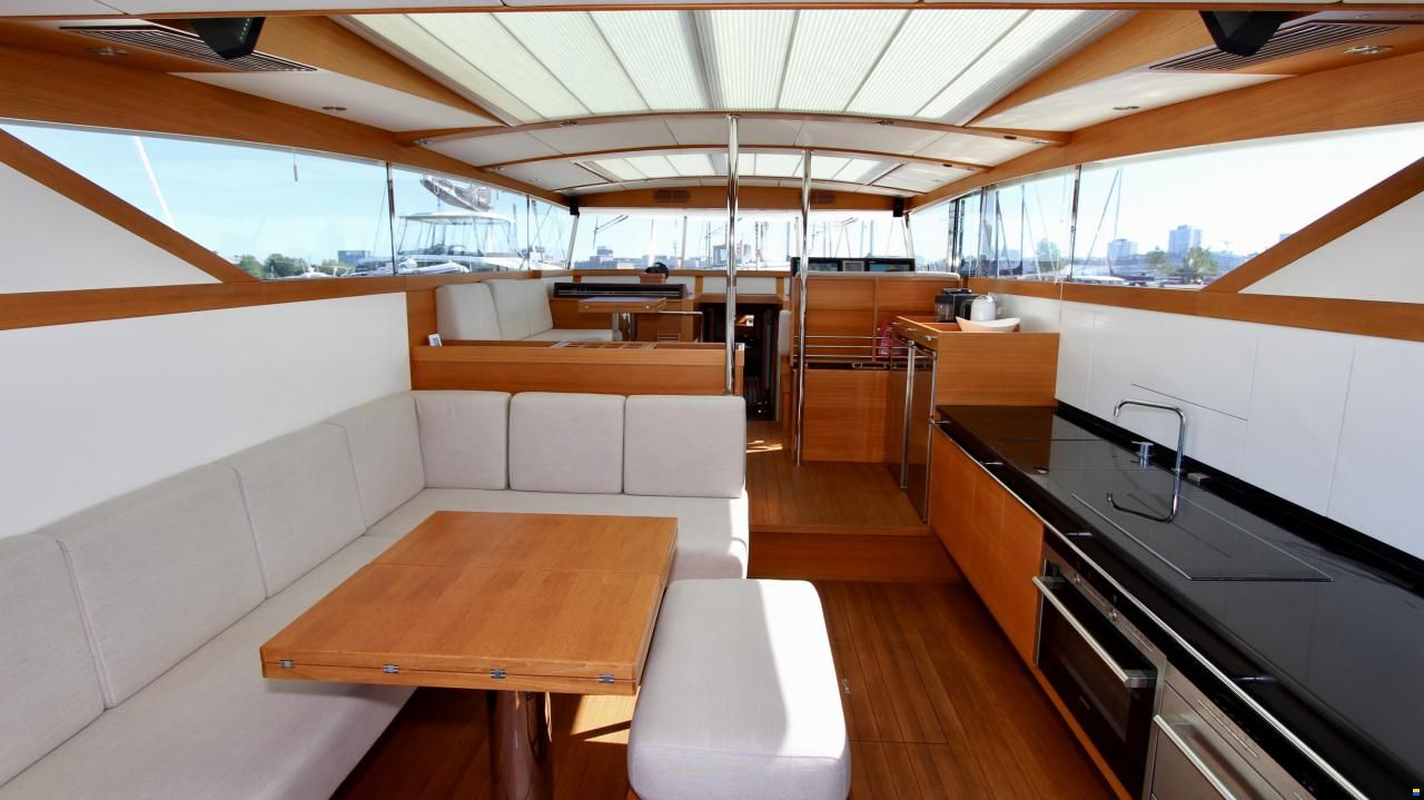Delta Powerboats 54