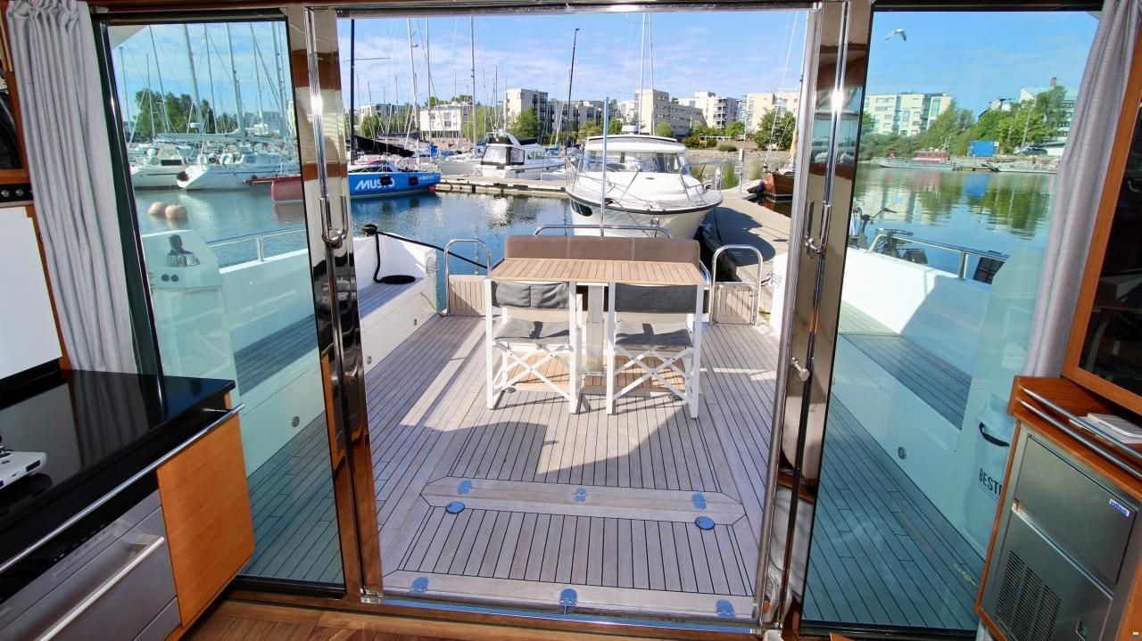 Delta Powerboats 54