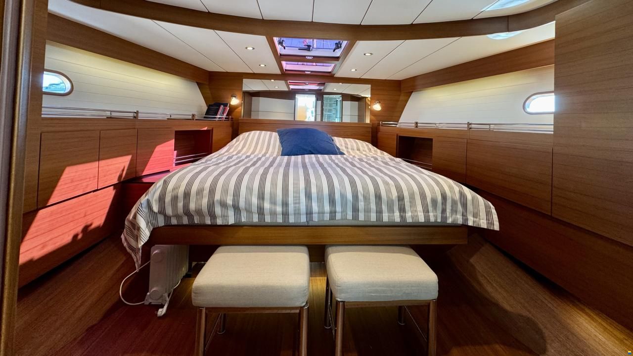 Delta Powerboats 54