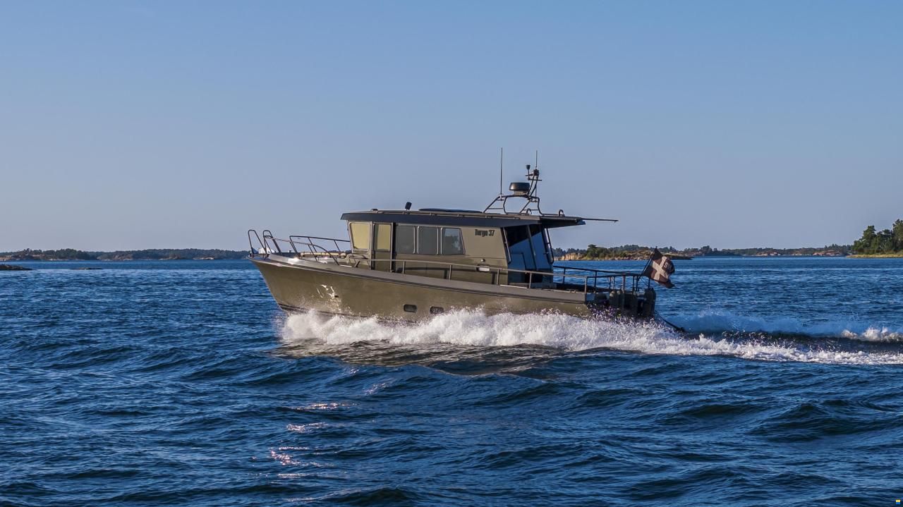 Targa 37 CFC Aft Door