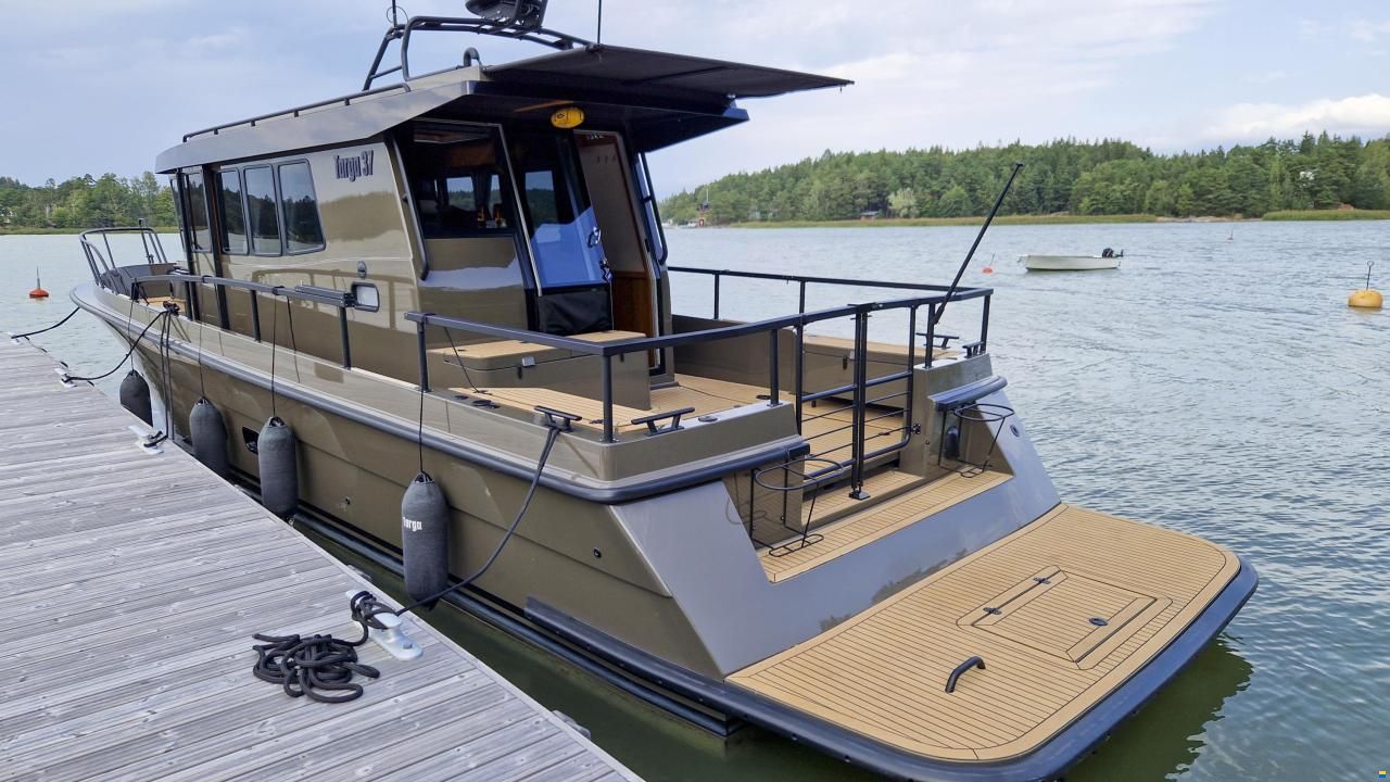 Targa 37 CFC Aft Door