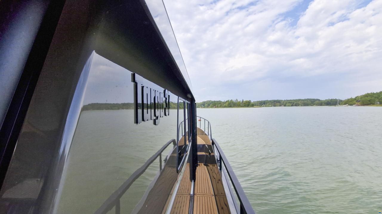 Targa 37 CFC Aft Door