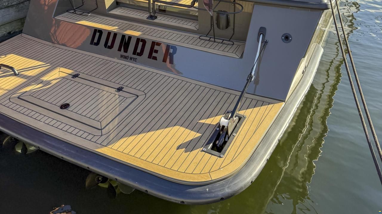 Targa 37 CFC Aft Door