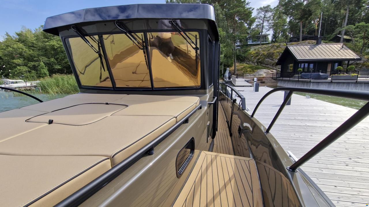 Targa 37 CFC Aft Door