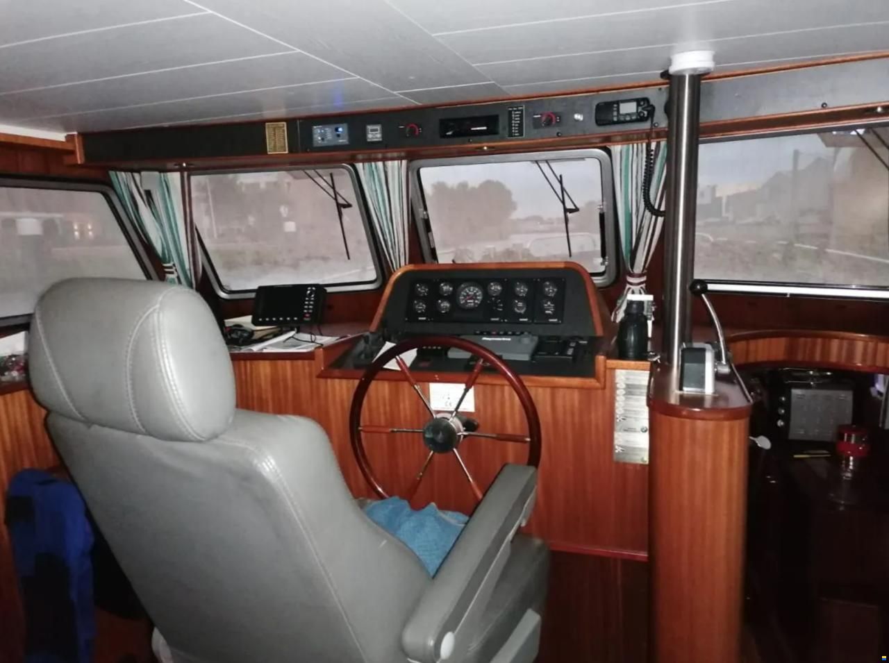 Trapper 1700 Lux