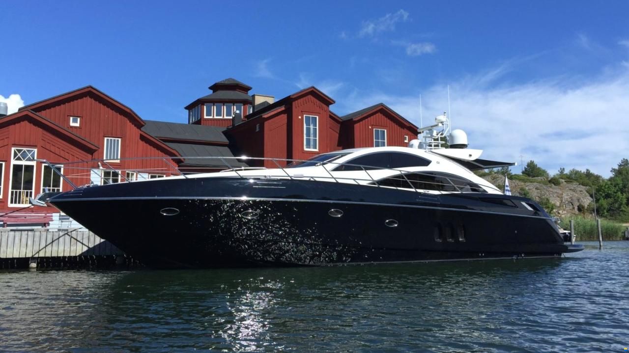 Sunseeker Predator 62