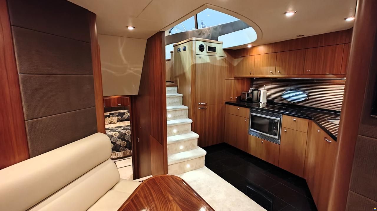 Sunseeker Predator 62