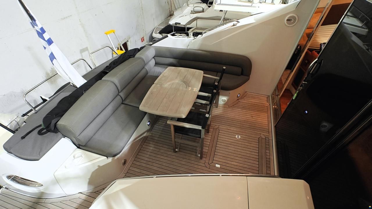 Sunseeker Predator 62