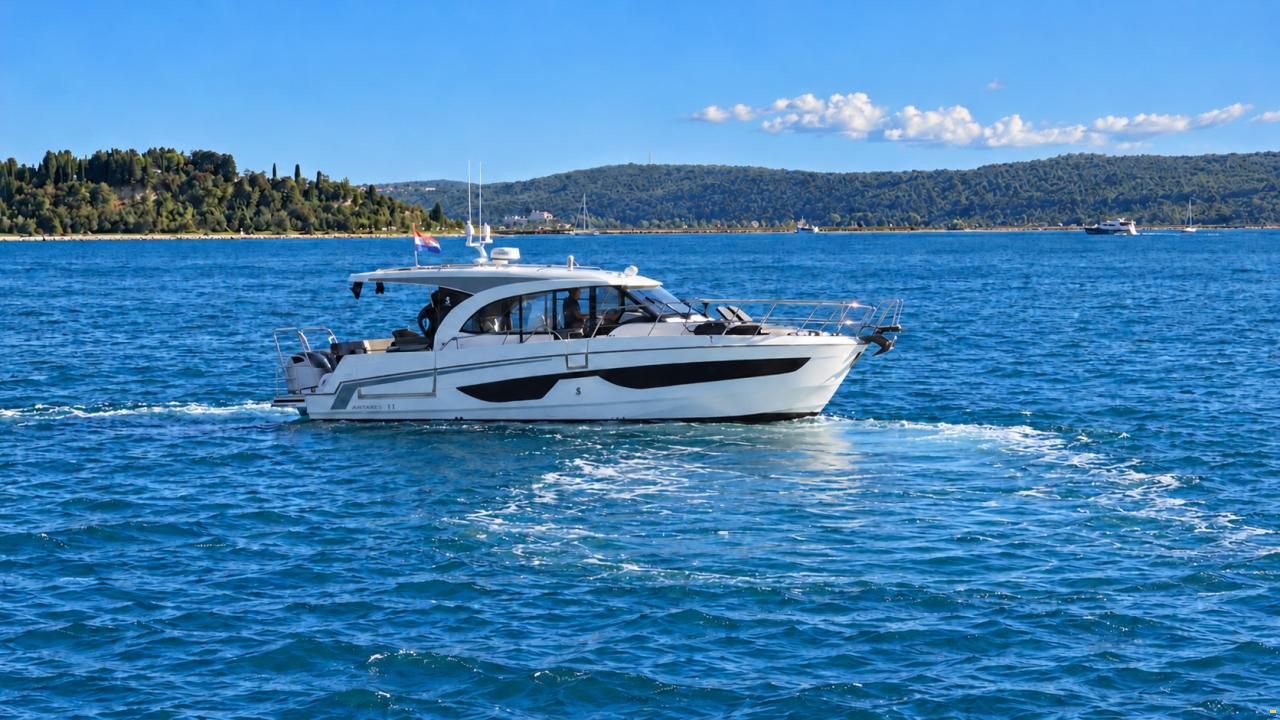 Beneteau ANTARES 11 COUPE