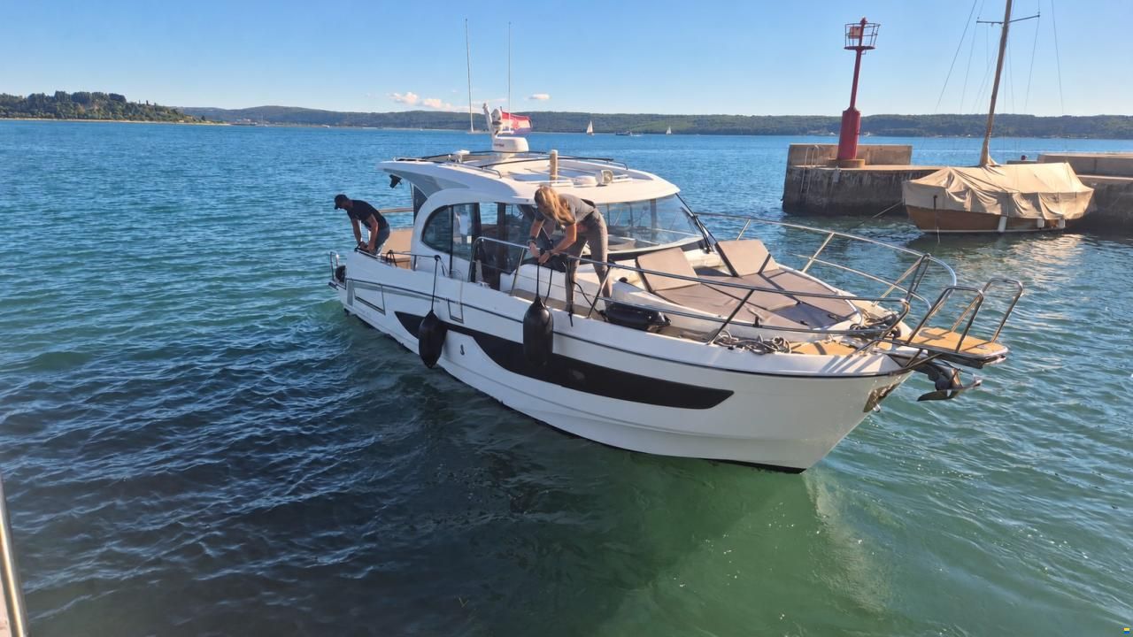 Beneteau ANTARES 11 COUPE