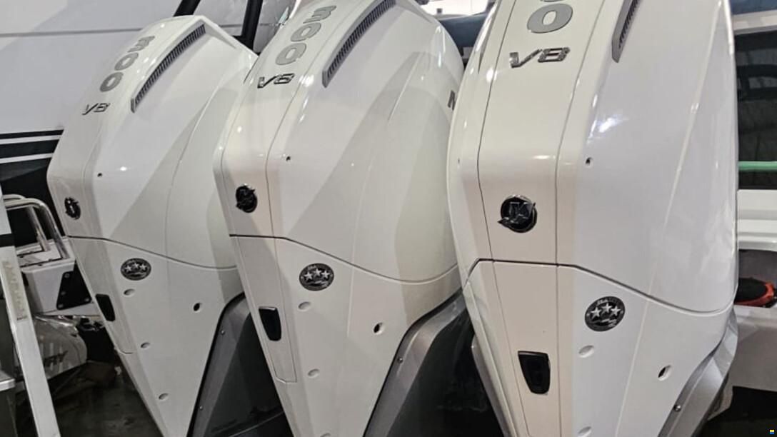 Axopar 45 XC Cross Cabin
