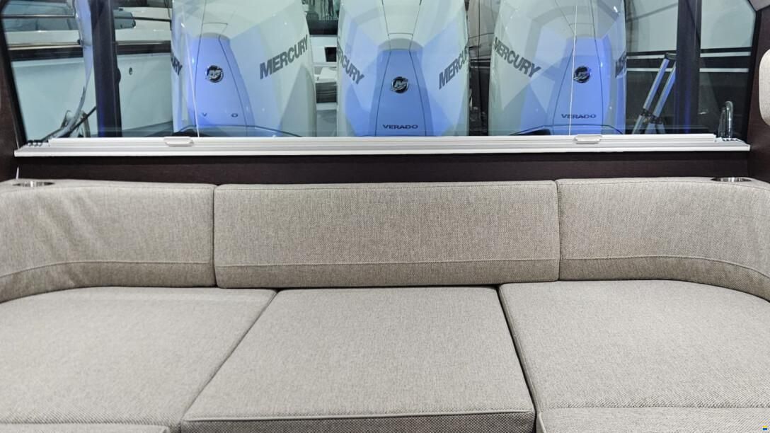 Axopar 45 XC Cross Cabin