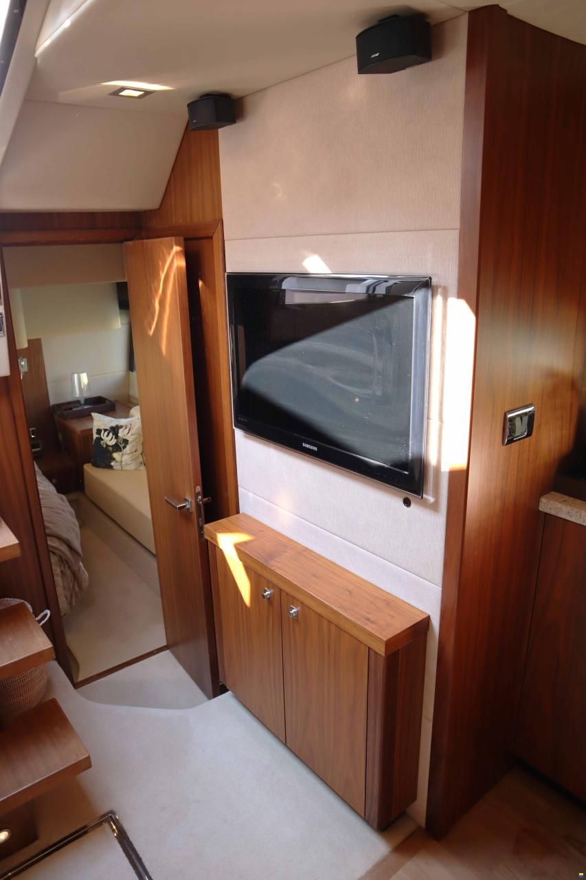 Sunseeker Portofino 48