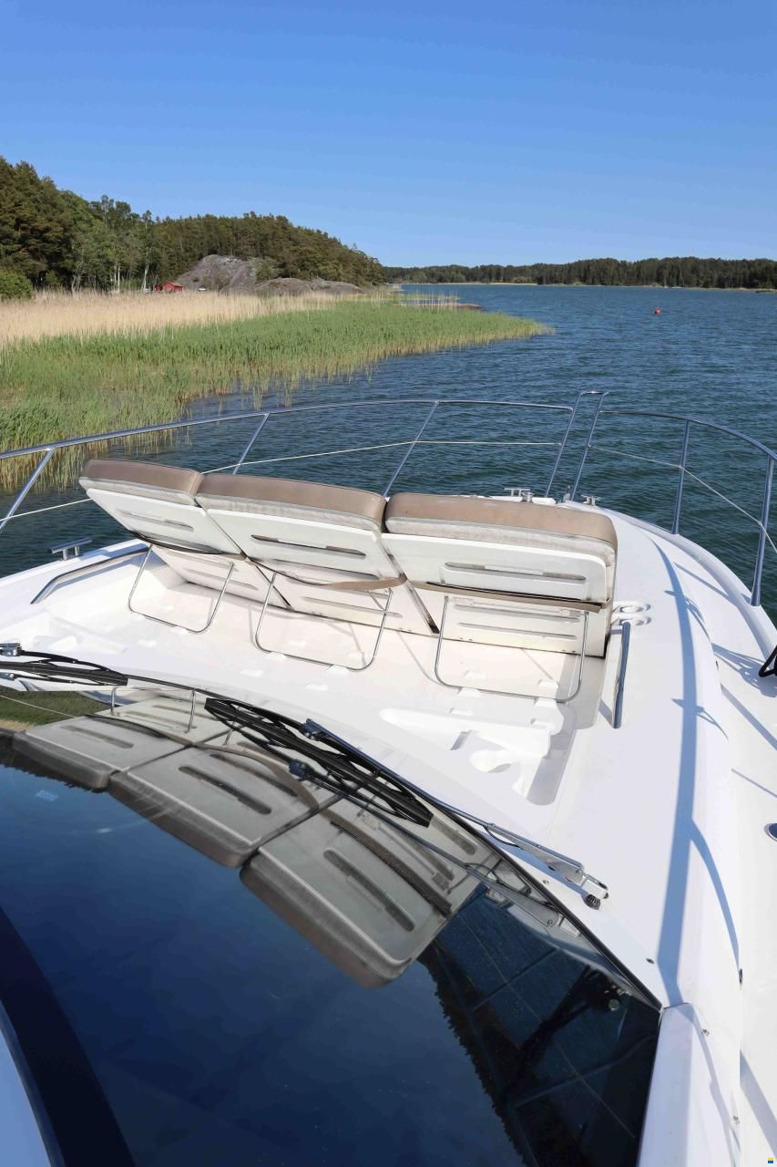 Sunseeker Portofino 48