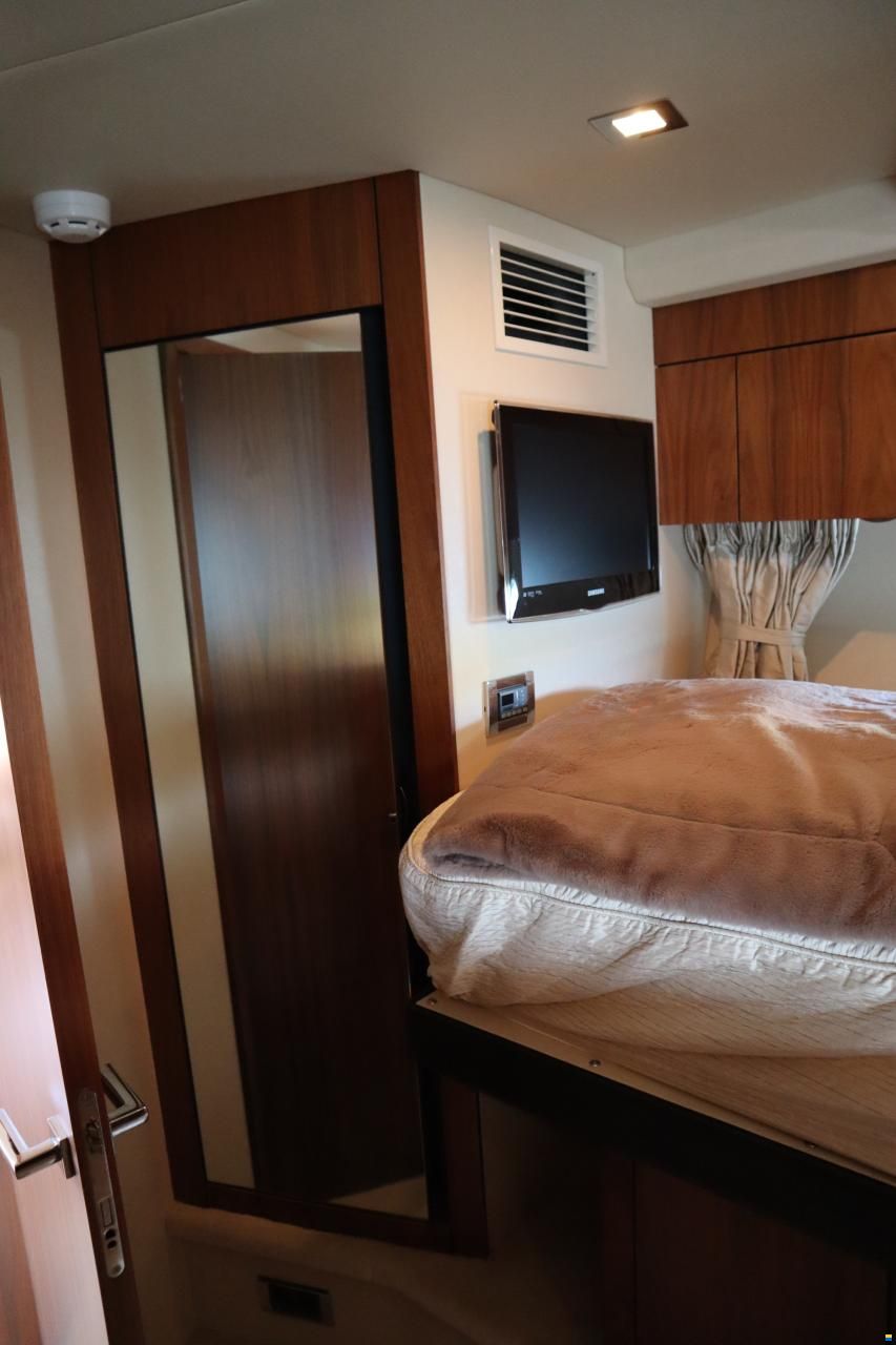Sunseeker Portofino 48