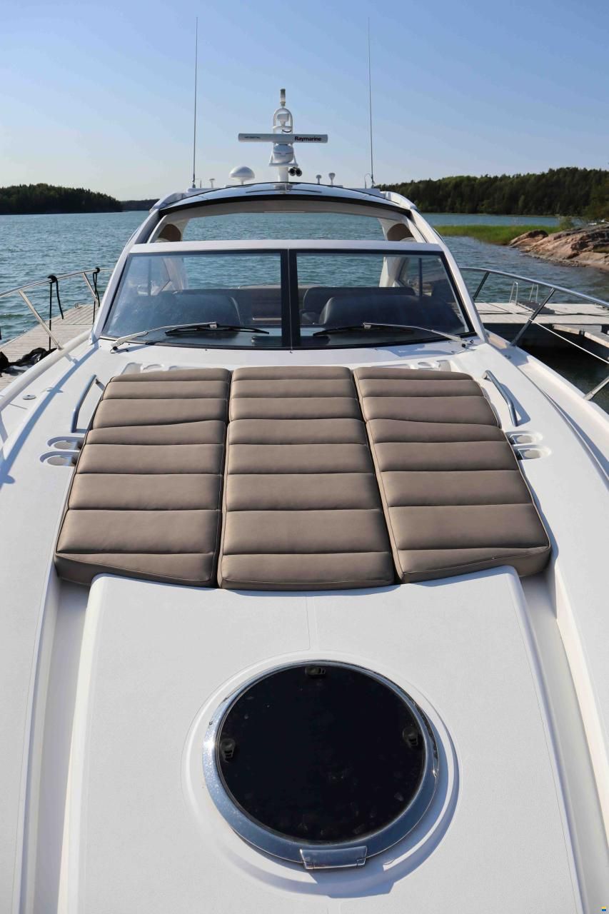 Sunseeker Portofino 48
