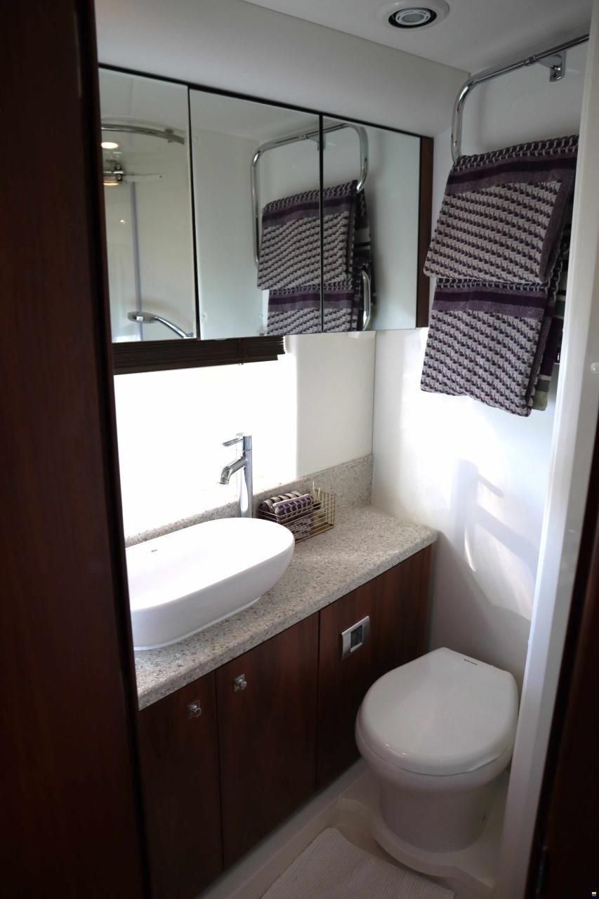 Sunseeker Portofino 48