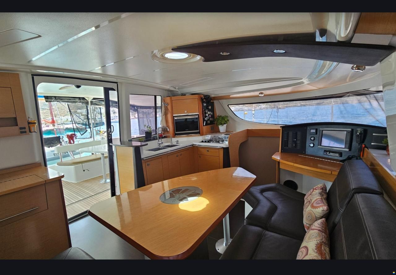 Fountaine Pajot Lipari 41