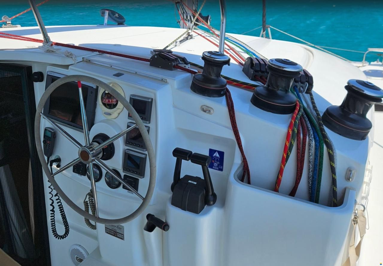 Fountaine Pajot Lipari 41
