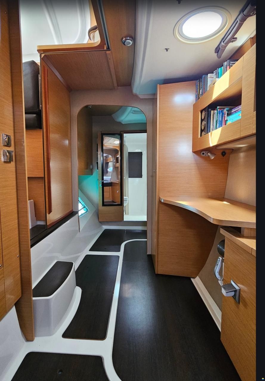 Fountaine Pajot Lipari 41