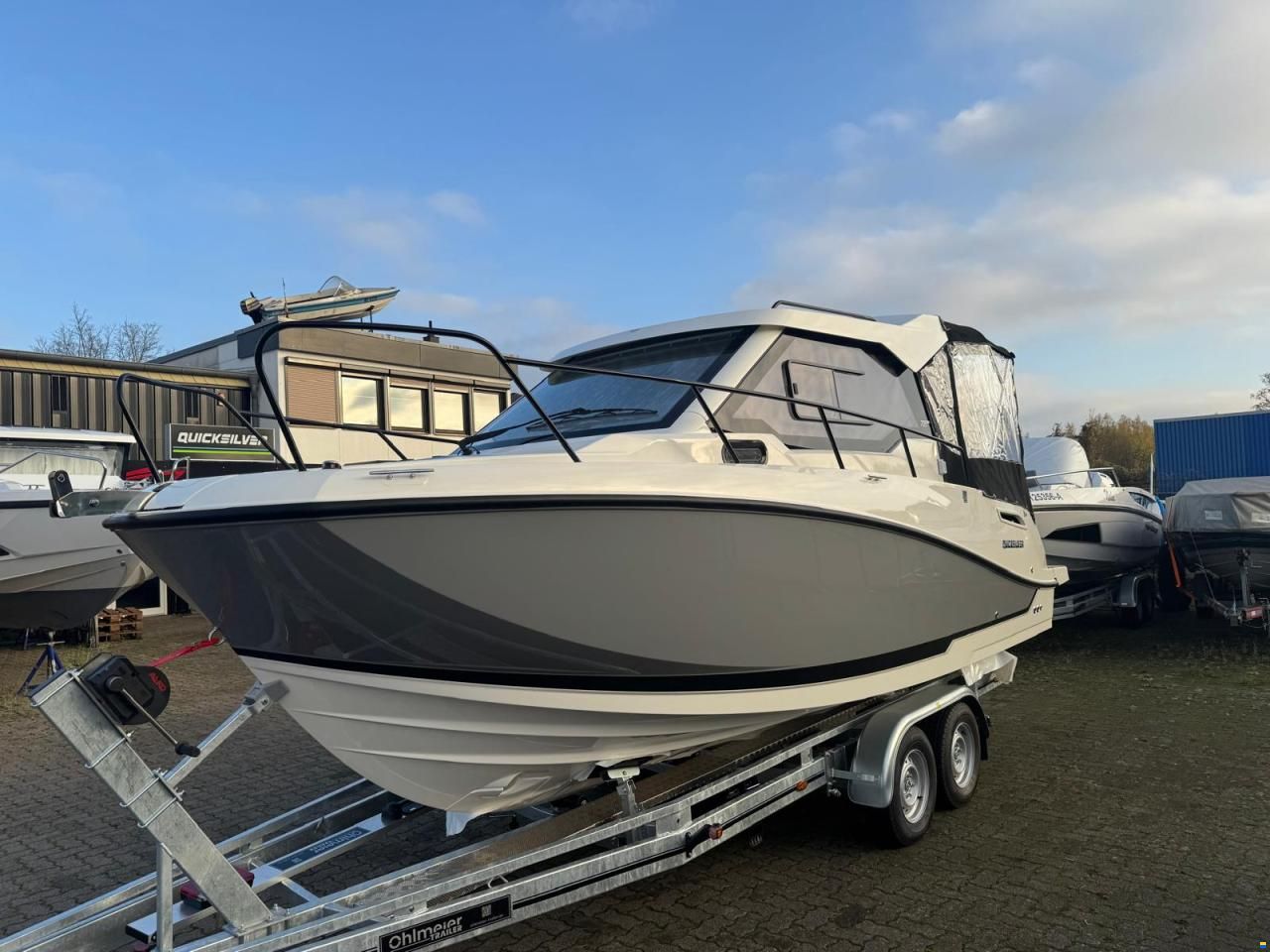 Quicksilver 705 Weekend