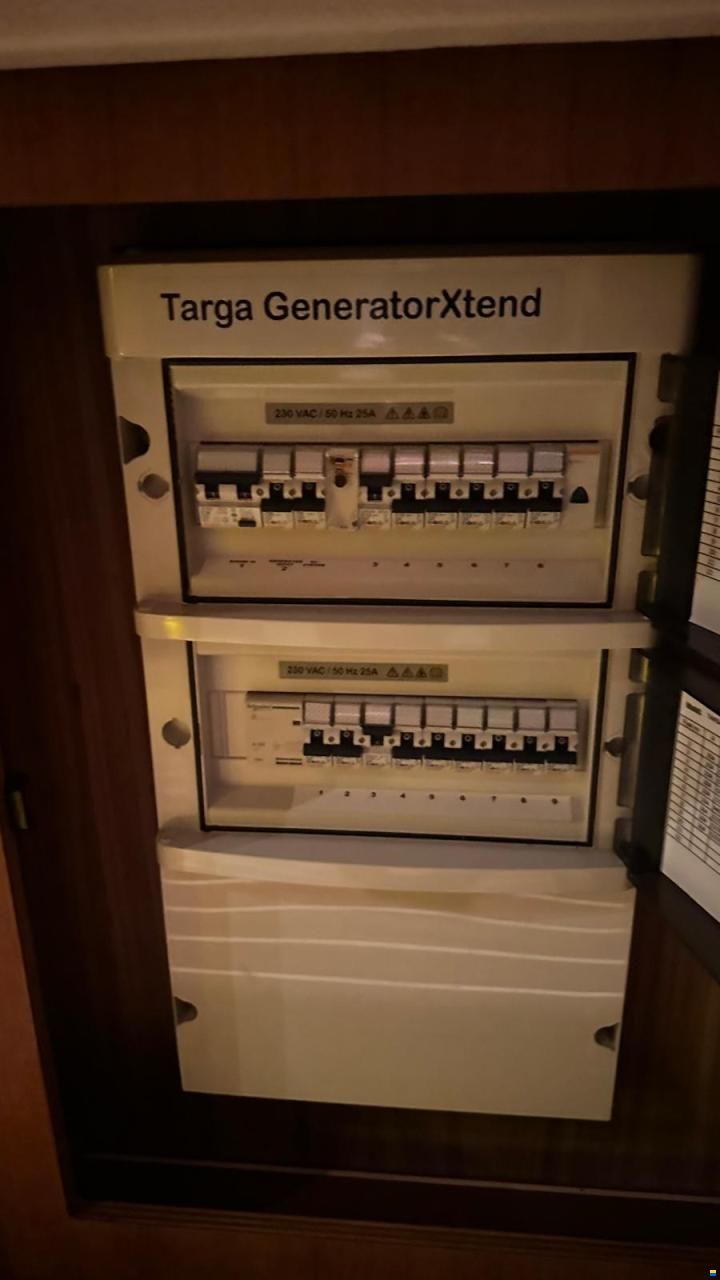 Targa 44