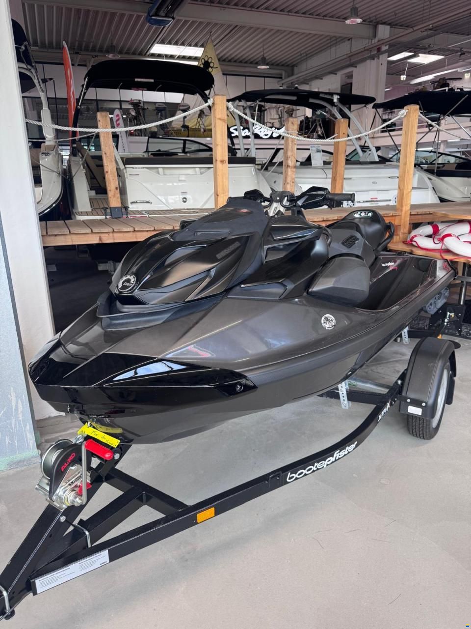 Sea-Doo RXP - X RS 300 Audio Premium Triple Blac