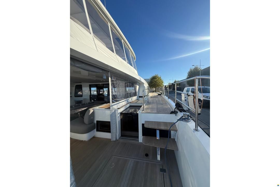 Lagoon Sixty 7