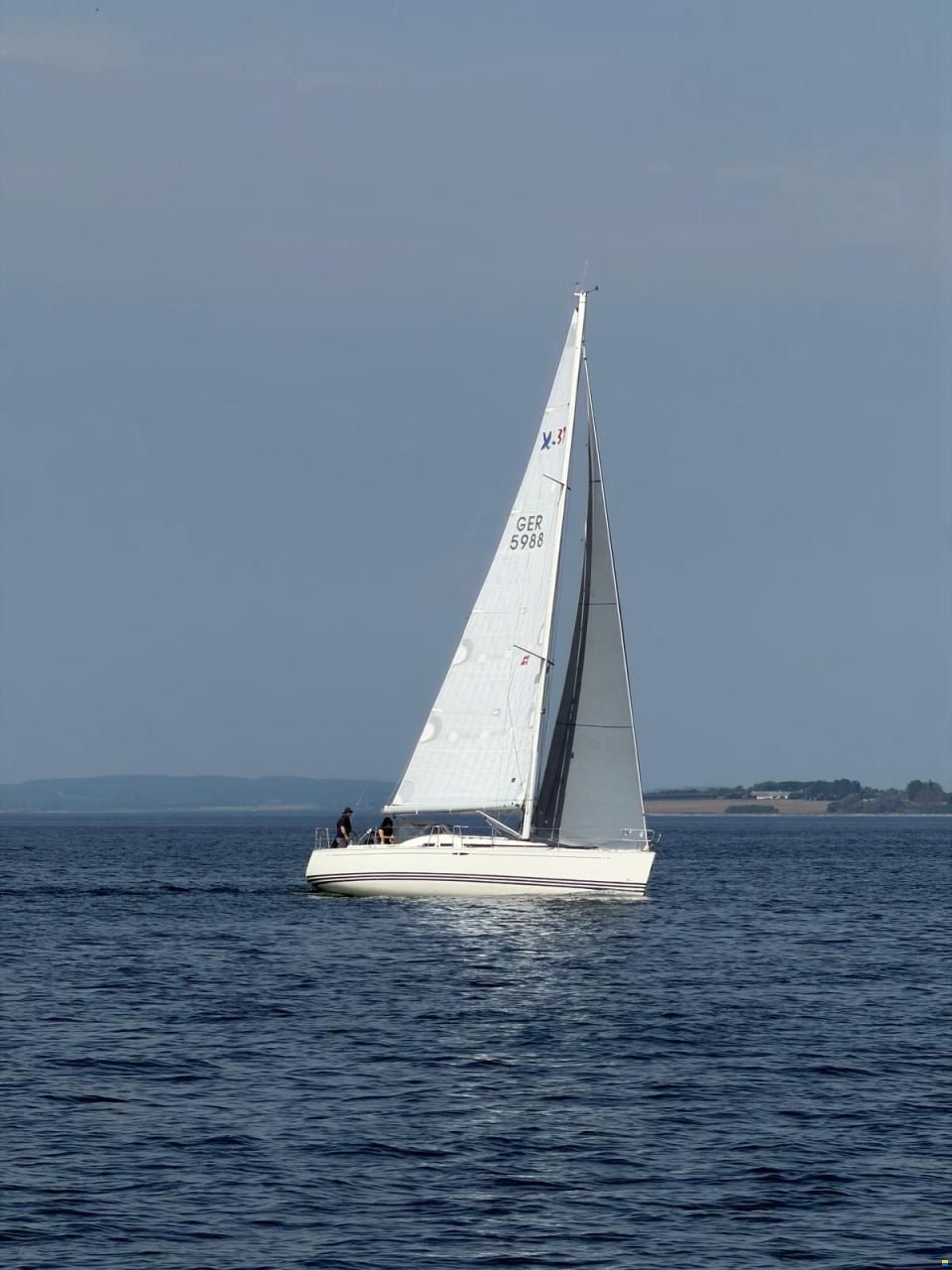 X-Yachts X-37