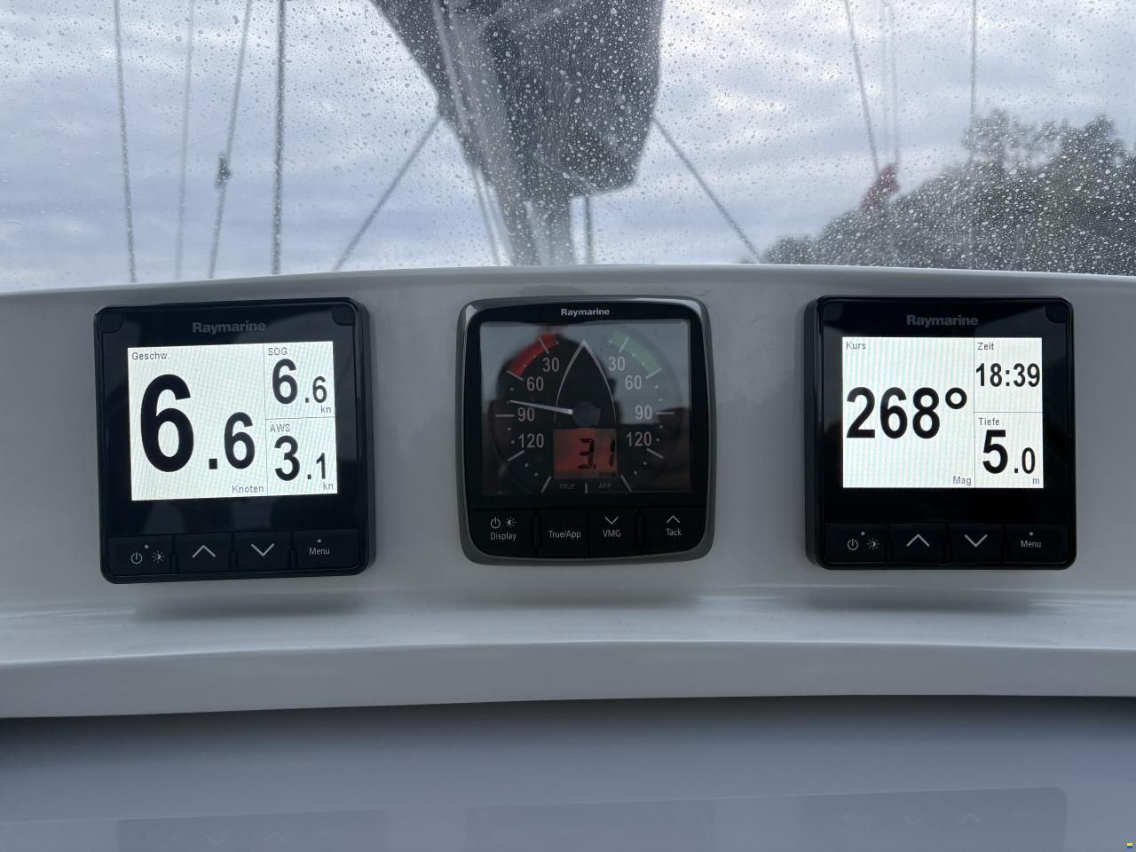 X-Yachts X-37