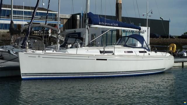 Dufour 325 Grand Large