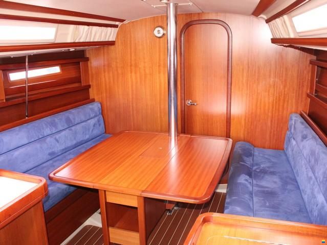 Dufour 325 Grand Large