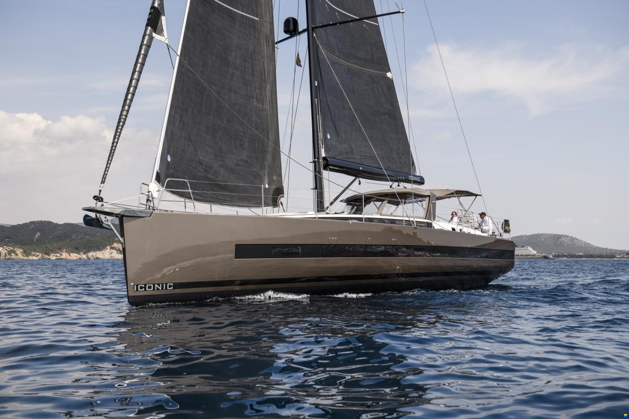 Beneteau Oceanis yacht 62