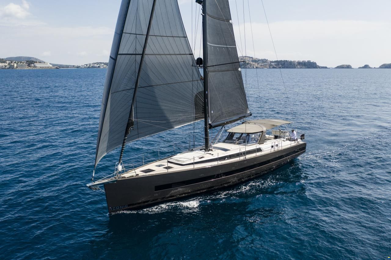 Beneteau Oceanis yacht 62