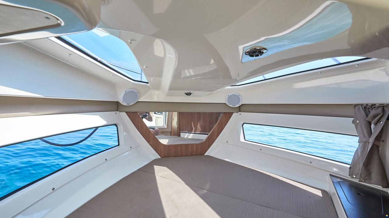 Quicksilver Active 755 Cruiser